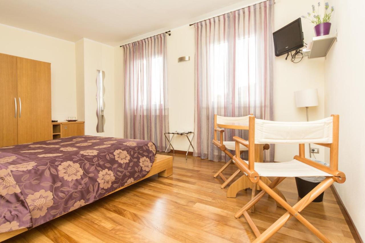 Oasi Hotel Levanto Exterior foto